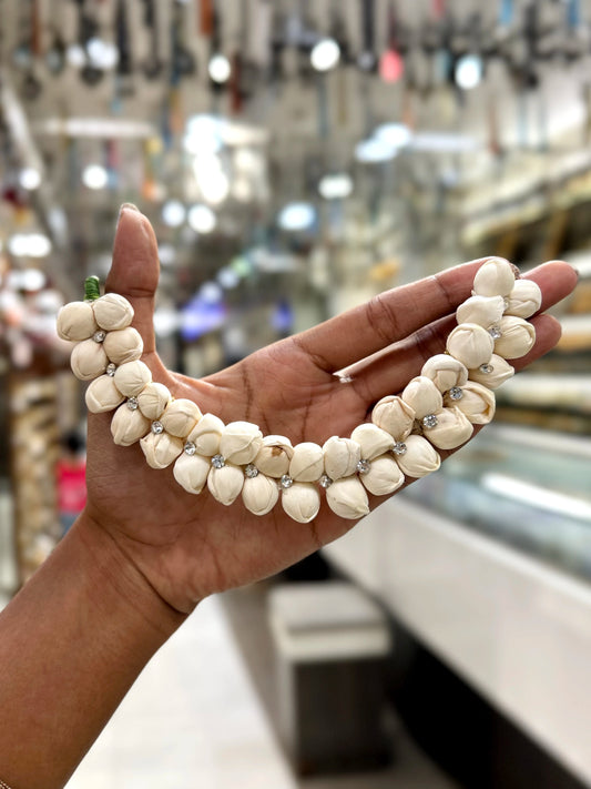 ARTIFICIAL JASMINE FLOWER BUN WITH STONES