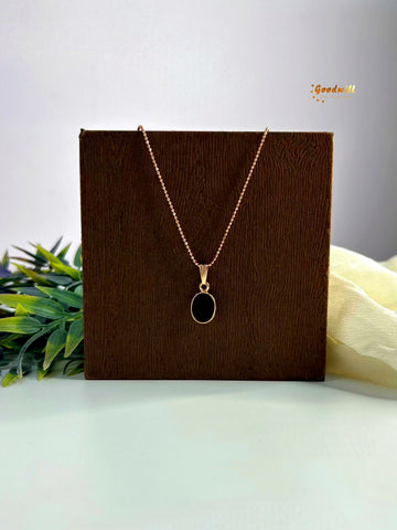 ROSE GOLD OVAL PENDANT NECKLACE