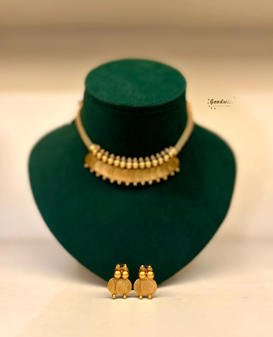 SHORT KASU MALA