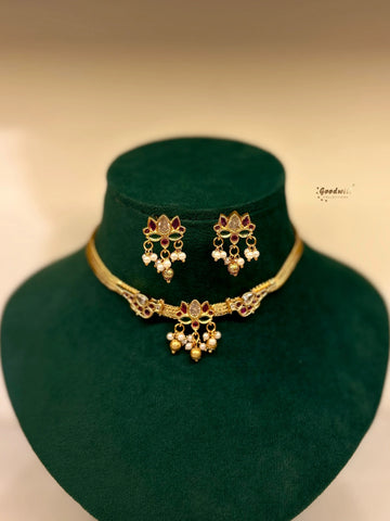 LOTUS BIRD CHOKER SET