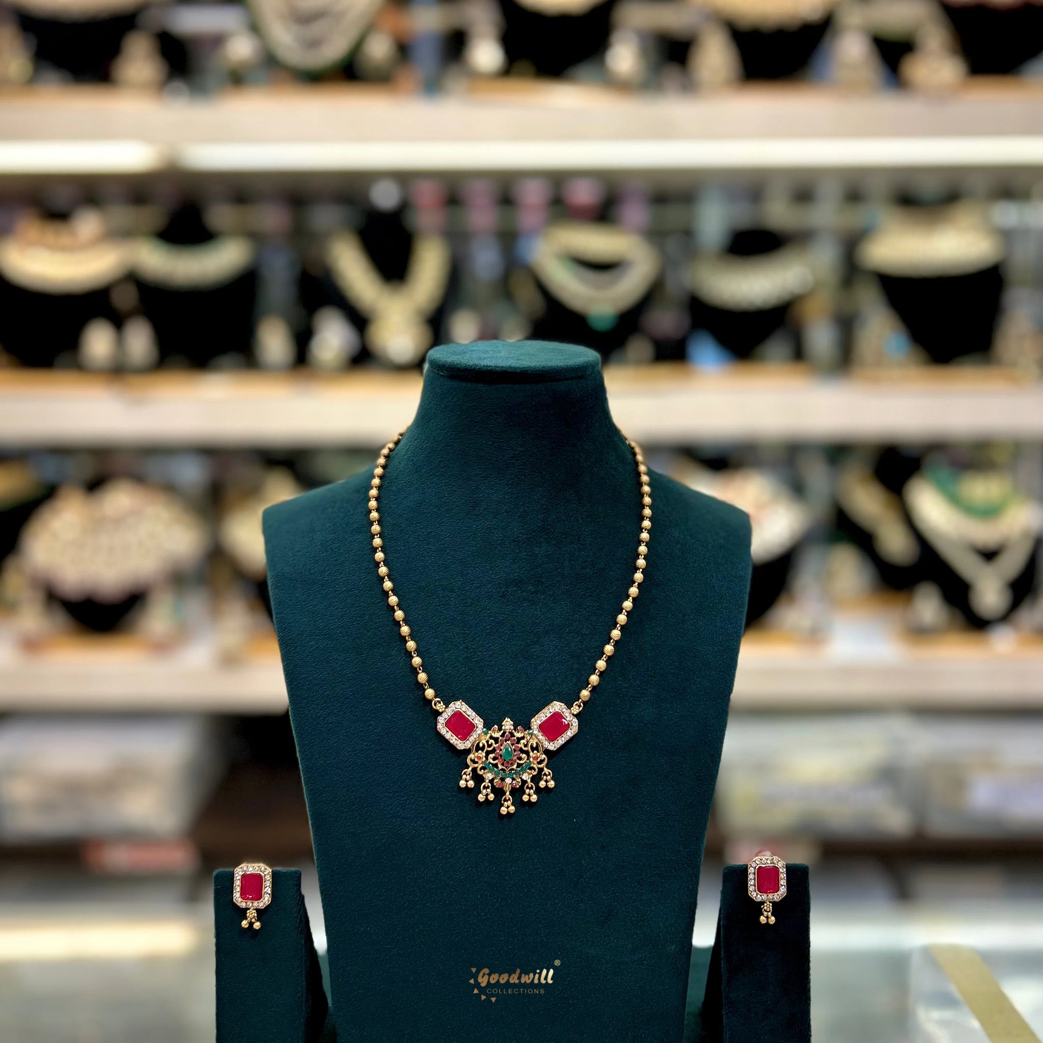 PEARL LONG NECKLACE SET