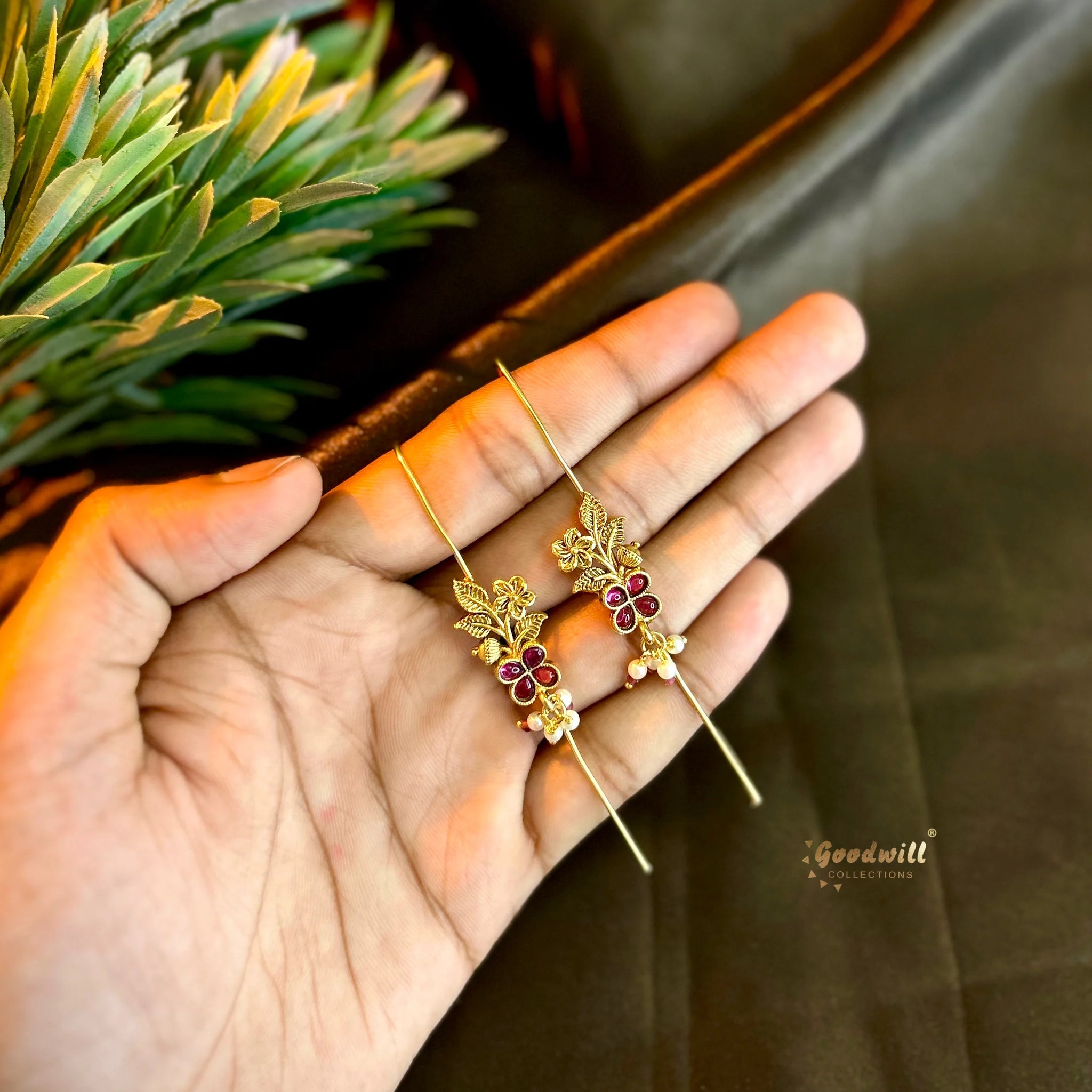 BUGADI PIN EARRINGS 2