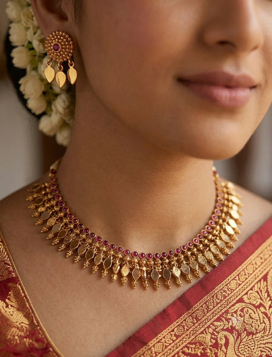ELAKKATHALI NECKLACE SET