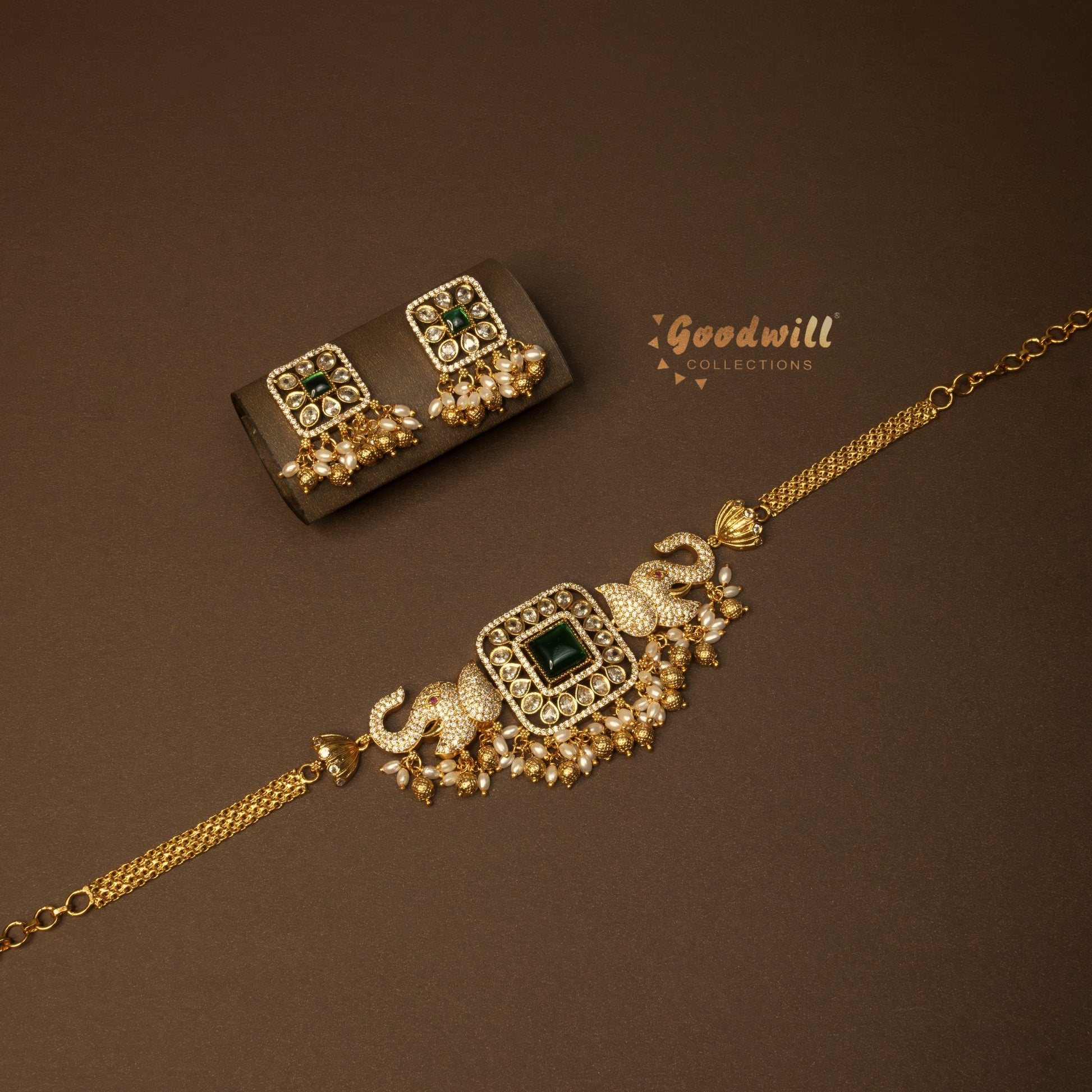 BEADED ELEPHANT CHOKER SET - Main Image