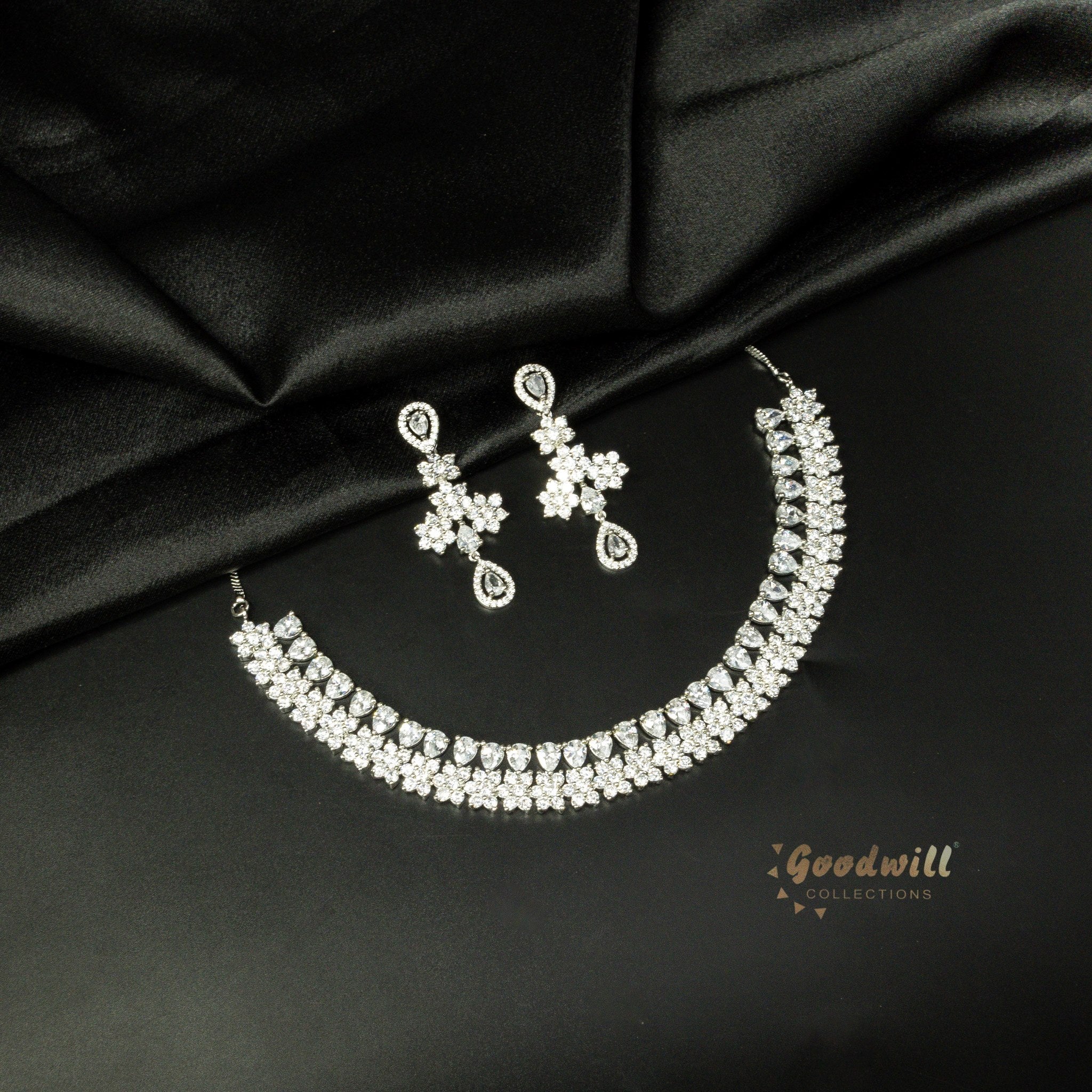 SILVER AD STONE NECKLACE SET 11