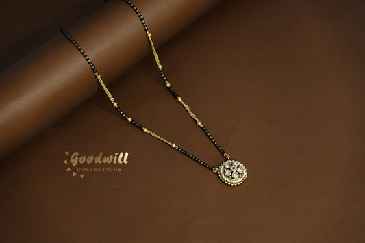 MANGALSUTRA WITH ROUND PENDANT