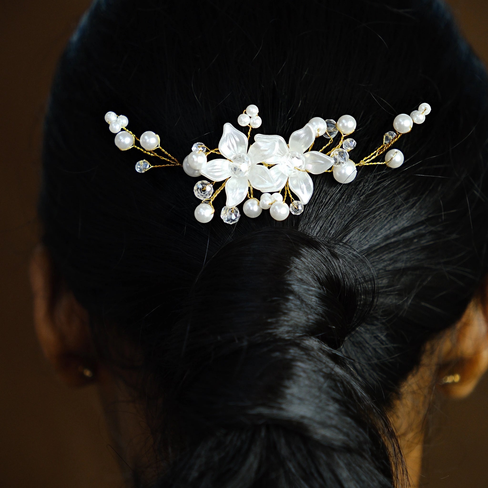 DAINTY BRIDAL FLORAL HAIR COMB 2