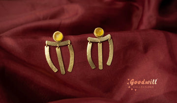LAYER DROP GOLDEN HANGING EARRINGS