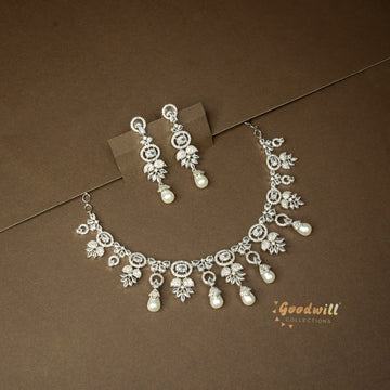 SILVER AD STONE NECKLACE SET 18