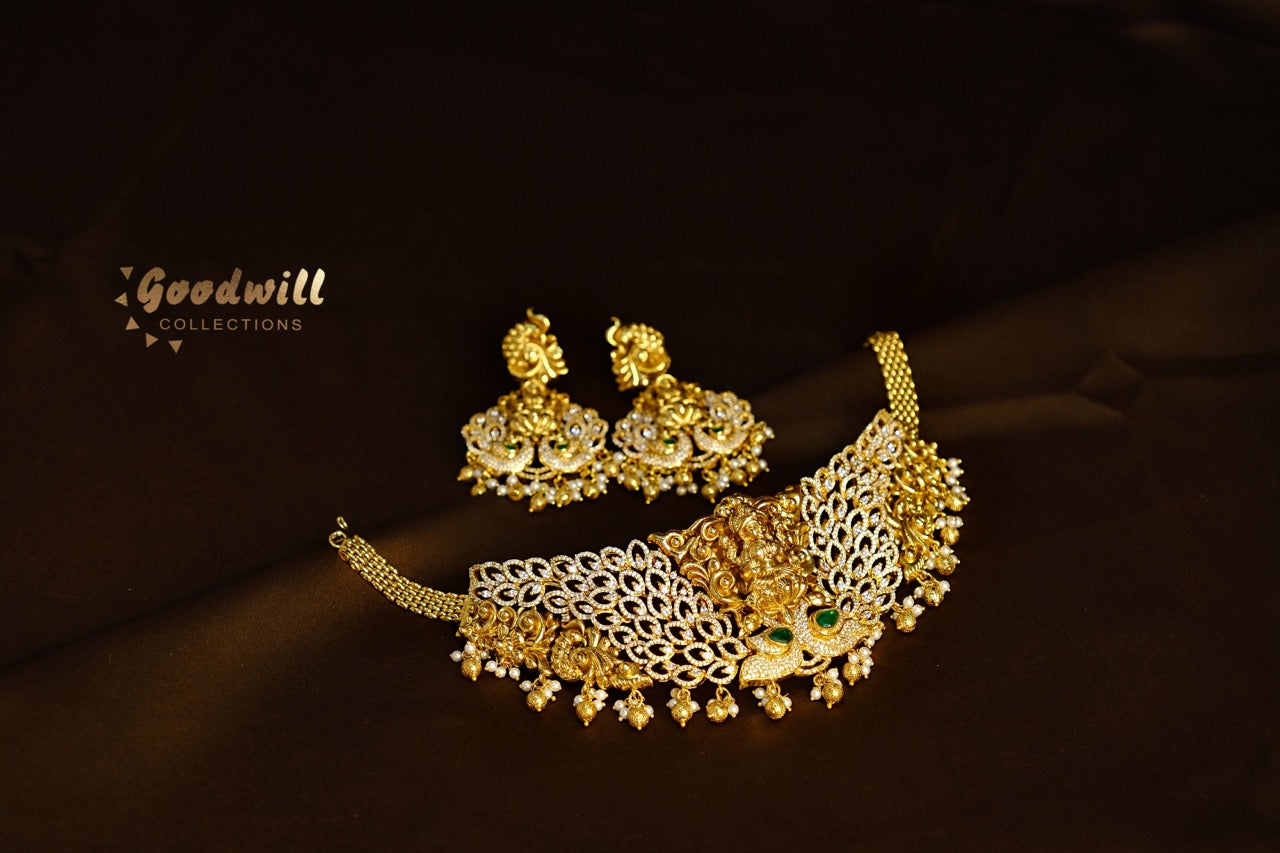 STONE STUDDED PEACOCK CHOKER SET