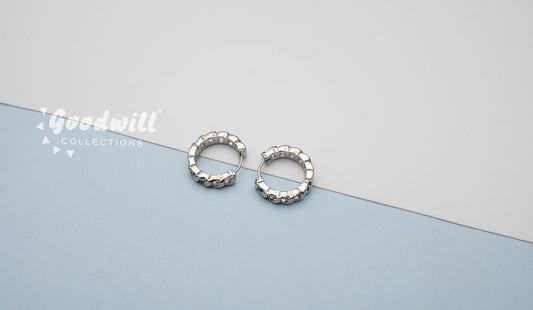 SILVER CHAIN DESIGN HOOPS