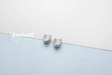 SILVER HUGGIE HOOPS