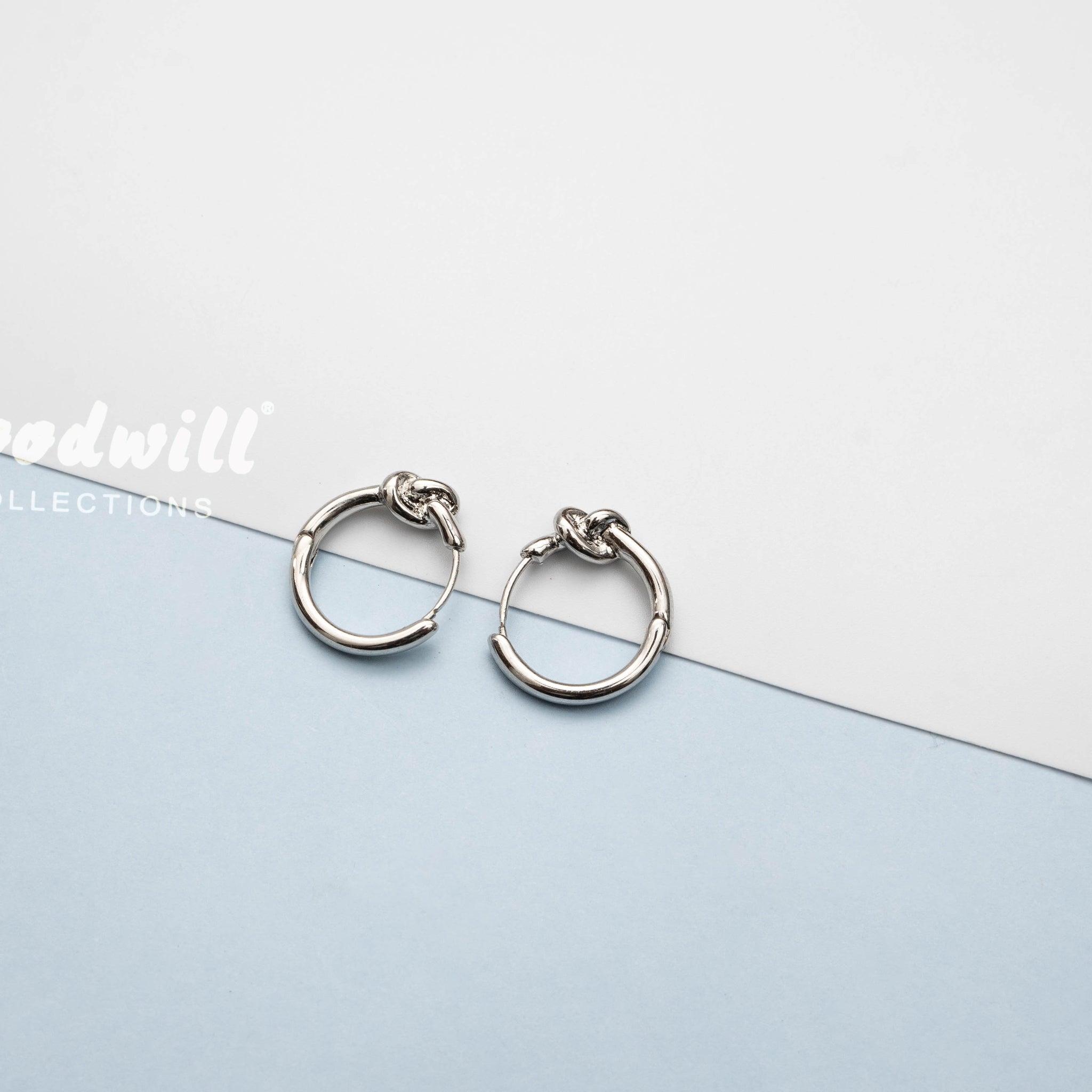 SILVER C SHAPE KNOTTED HOOPS