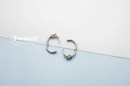 SILVER C SHAPE KNOTTED HOOPS