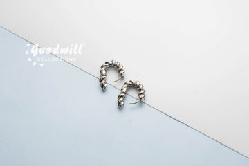 SILVER TWISTED ROPE HOOPS