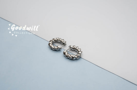 SILVER TWISTED ROPE HOOPS