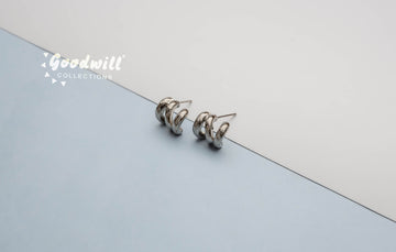 SILVER COIL SHAPE HOOPS