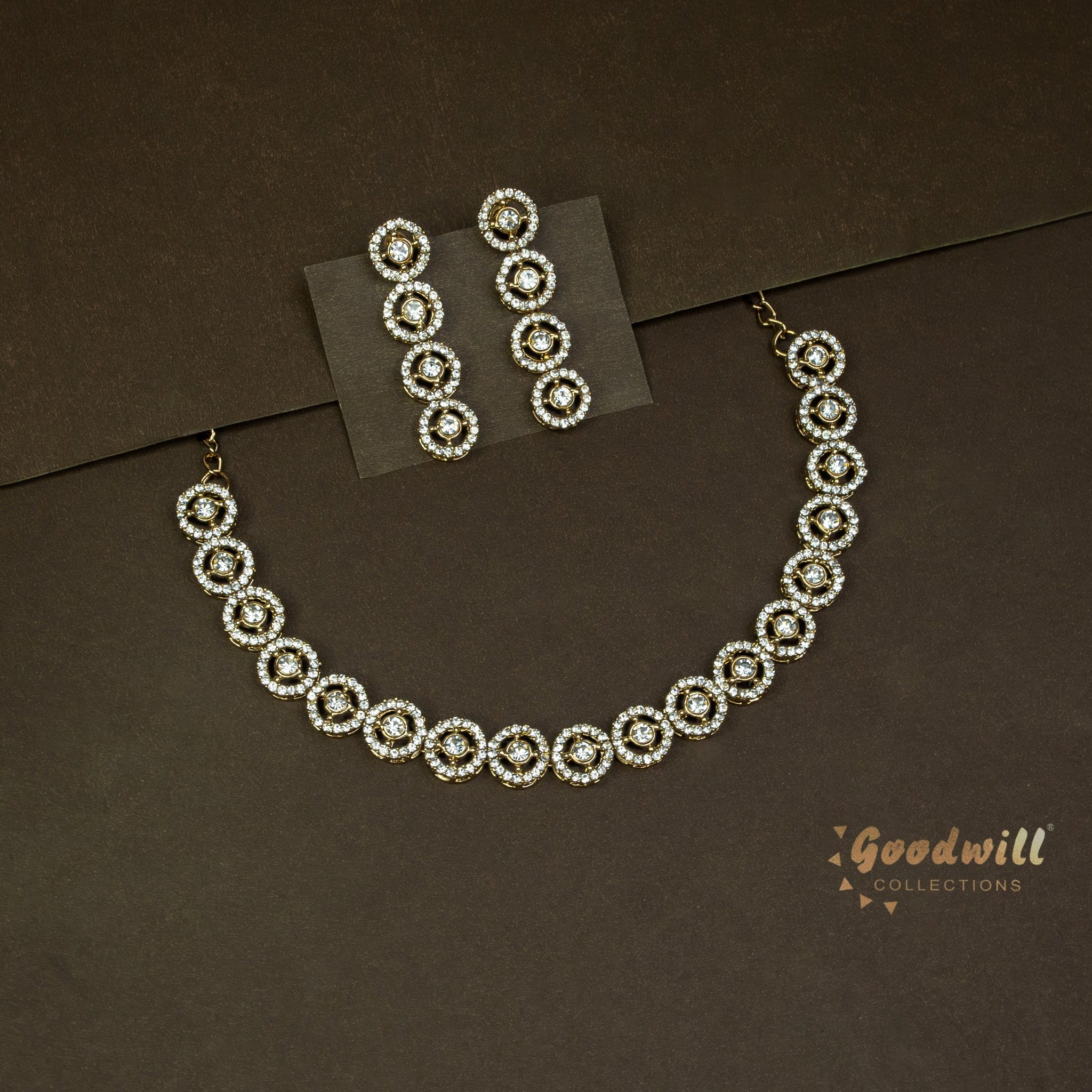 GOLD SINGLE LAYER STONE NECKLACE SET