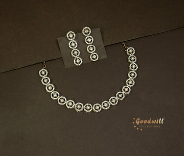 GOLD SINGLE LAYER STONE NECKLACE SET