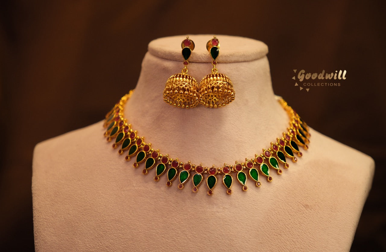 TRADITIONAL PALAKKA DESIGN NECKLACE SET 10