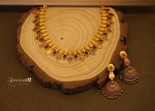 TRADITIONAL PALAKKA DESIGN NECKLACE SET 13