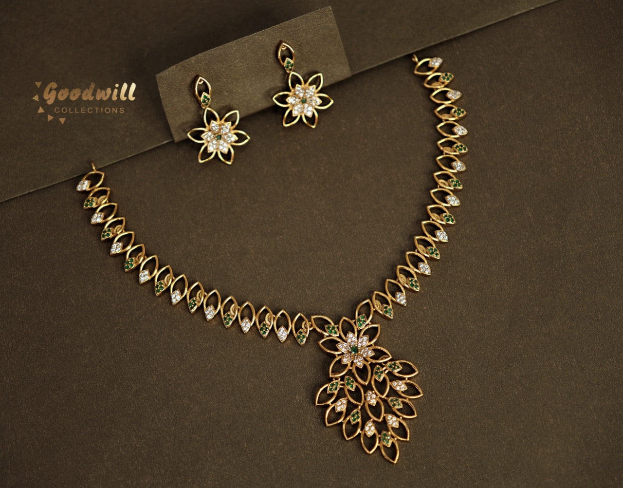 ELEGANT FLORAL LEAF DESIGN NECKLACE SET 2
