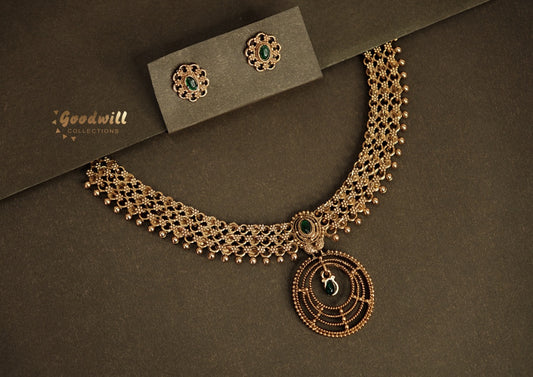 TRADITIONAL MINI FLOWER DESIGN PENDANT SET