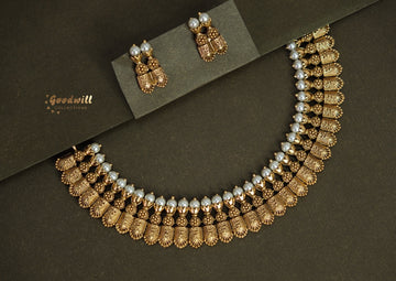 TRADITIONAL PEARL BEADED DROP DESIGN NECKLACE SET