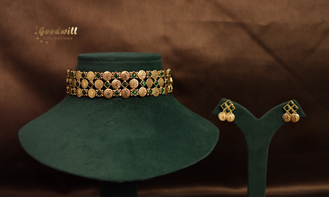 MINI SQURAE KASU DESIGN CHOKER SET