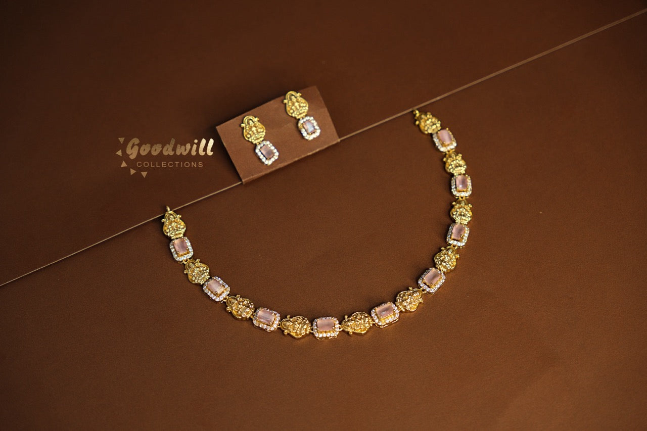 AD STONE TEMPLE DESIGN NECKLACE SET