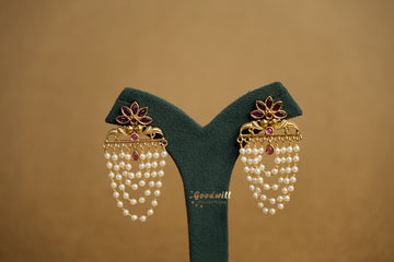 FLORAL PEARL HANGING EARRINGS