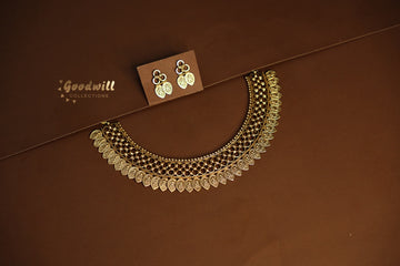 CLASSIC MOTIF LEAF NECKLACE SET