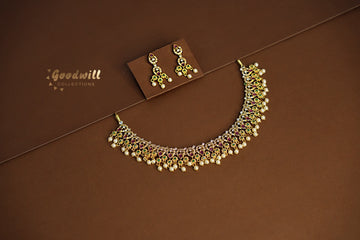 GOLDEN KEMP PEARL BEADED NECKLACE SET