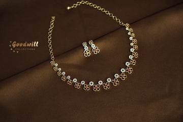 SIMPLE BLOOM DESIGN NECKLACE SET 1