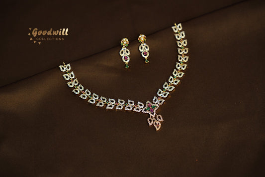 LEAF FLOWER PATTERN NECKLACE SET
