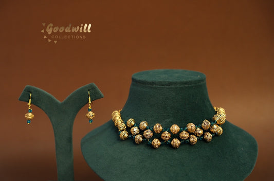 THREE LAYER GOLDEN BEAD CHOKER SET