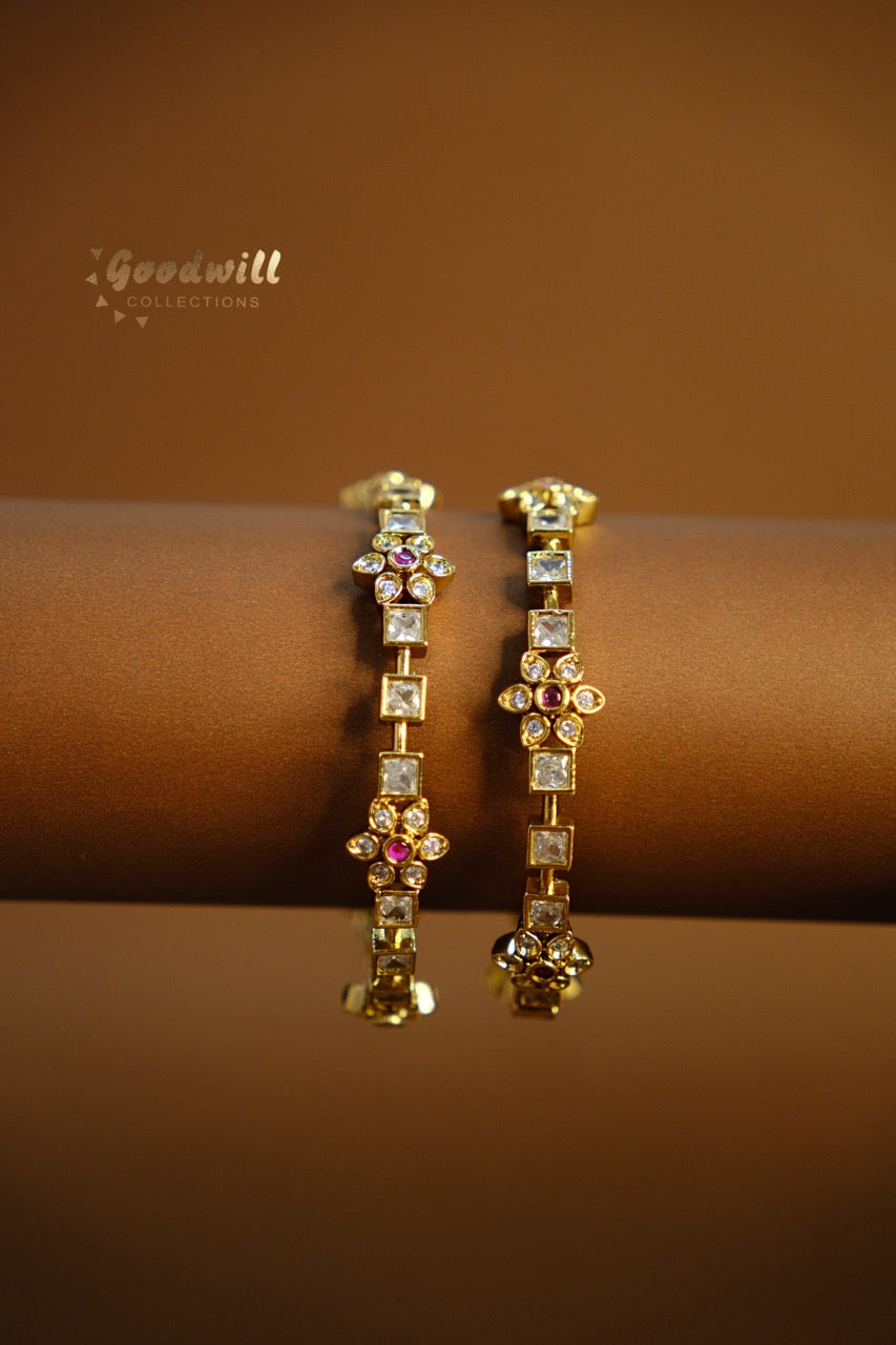 WHITE STONE BANGLES (1PC, 2.6)