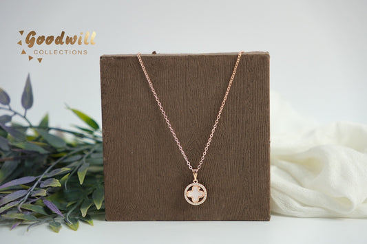 SIMPLE FOUR LEAF CLOVER NECKLACE