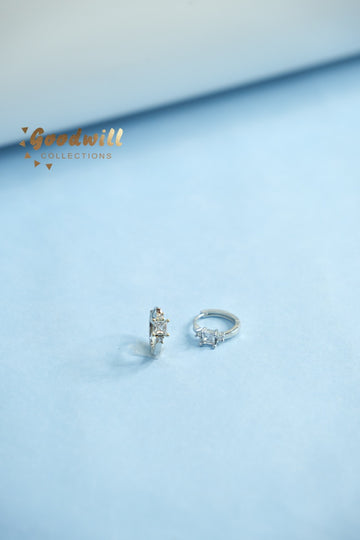 SILVER SINGLE STONE TINY HOOPS
