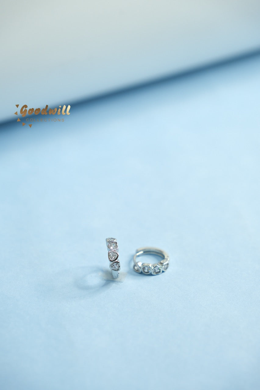 FOUR STONE MINI HOOPS