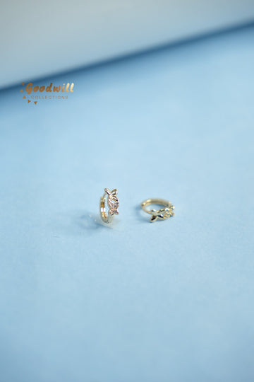 TINY STONE STUDDED FLORAL HOOPS