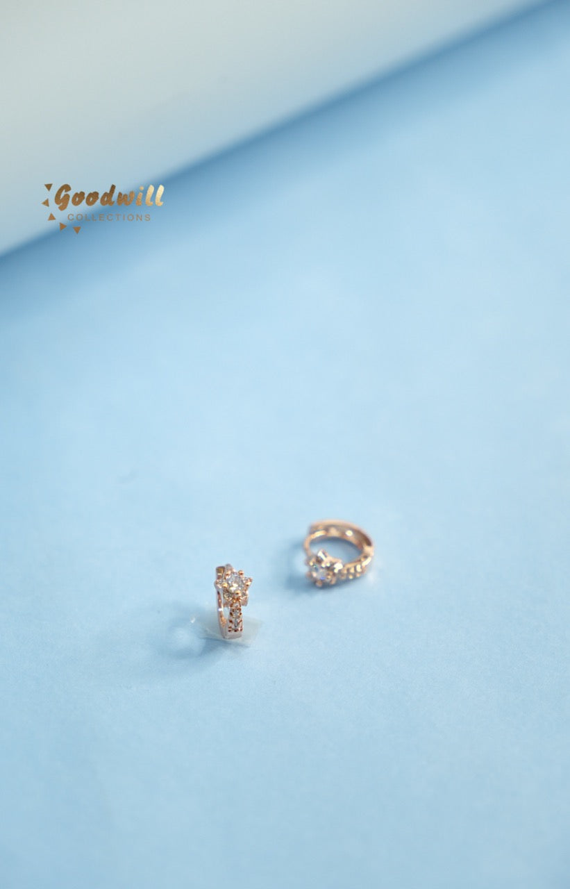 TINY STAR HOOPS