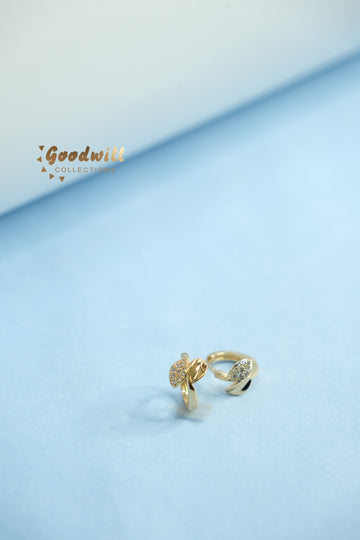 TINY STONE STUDDED LEAF HOOPS