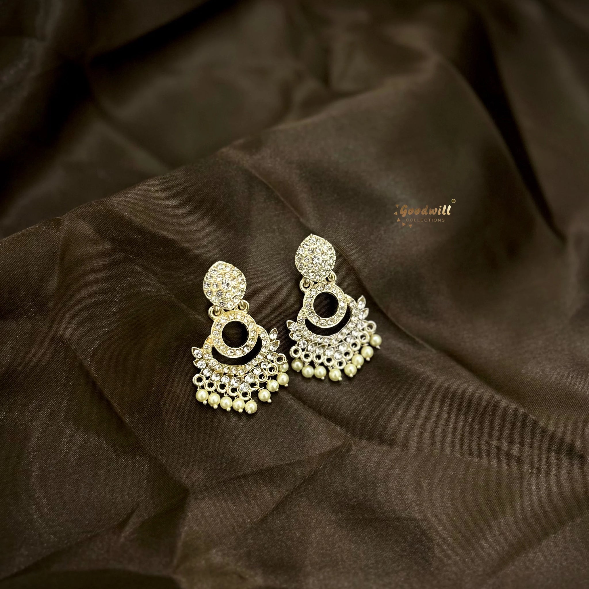 WHITE PEARL GOLDEN HANGING EARRINGS 31