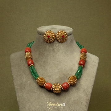 TRADITIONAL MOHINI NECKLACE SET 12