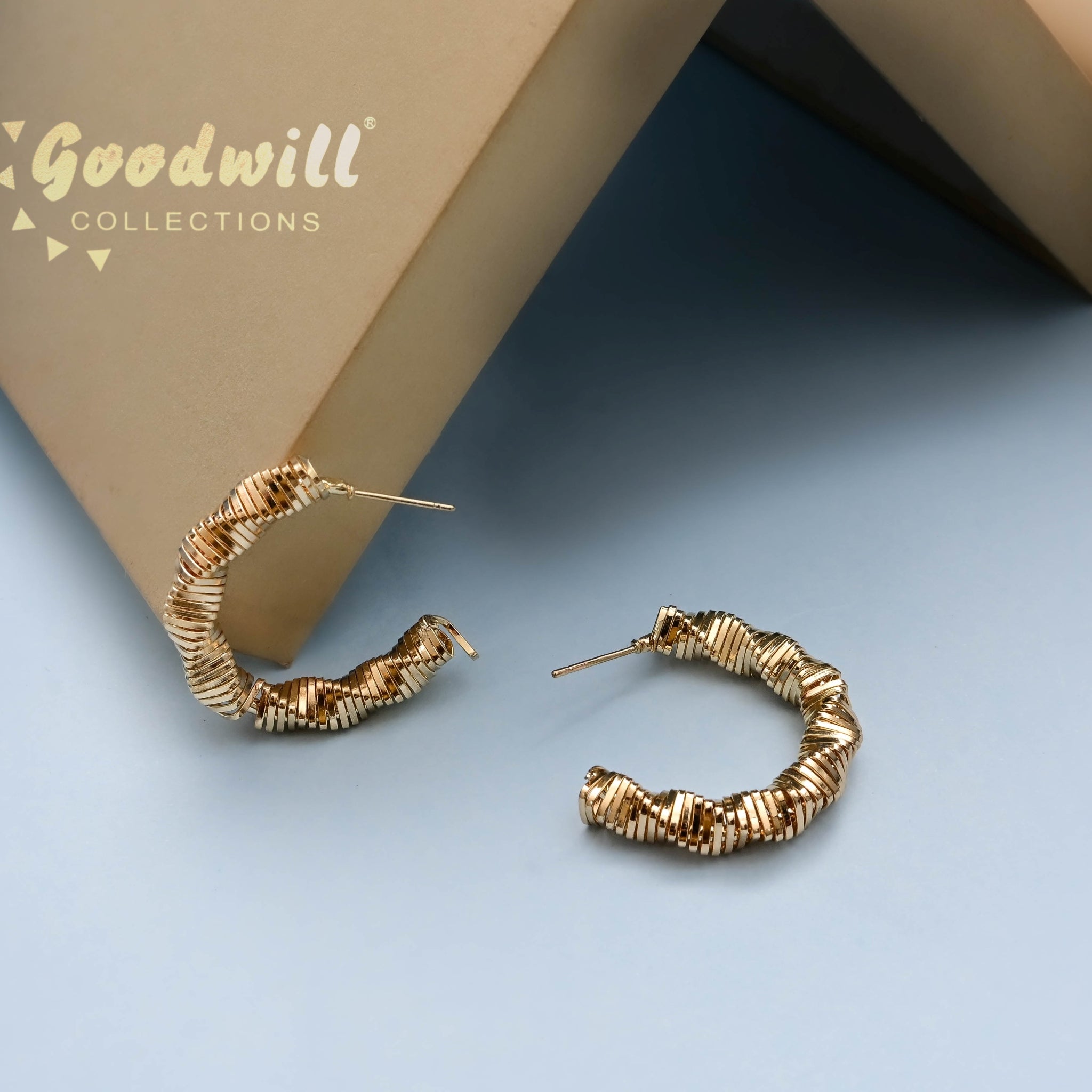 GOLDEN RIPPLE SWIRL HOOPS