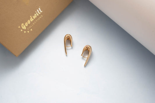 GOLDEN WATER DROP DESIGN HOOPS