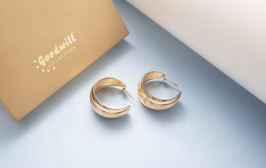 GOLDEN LINE DESIGN HOOPS EARRINGS