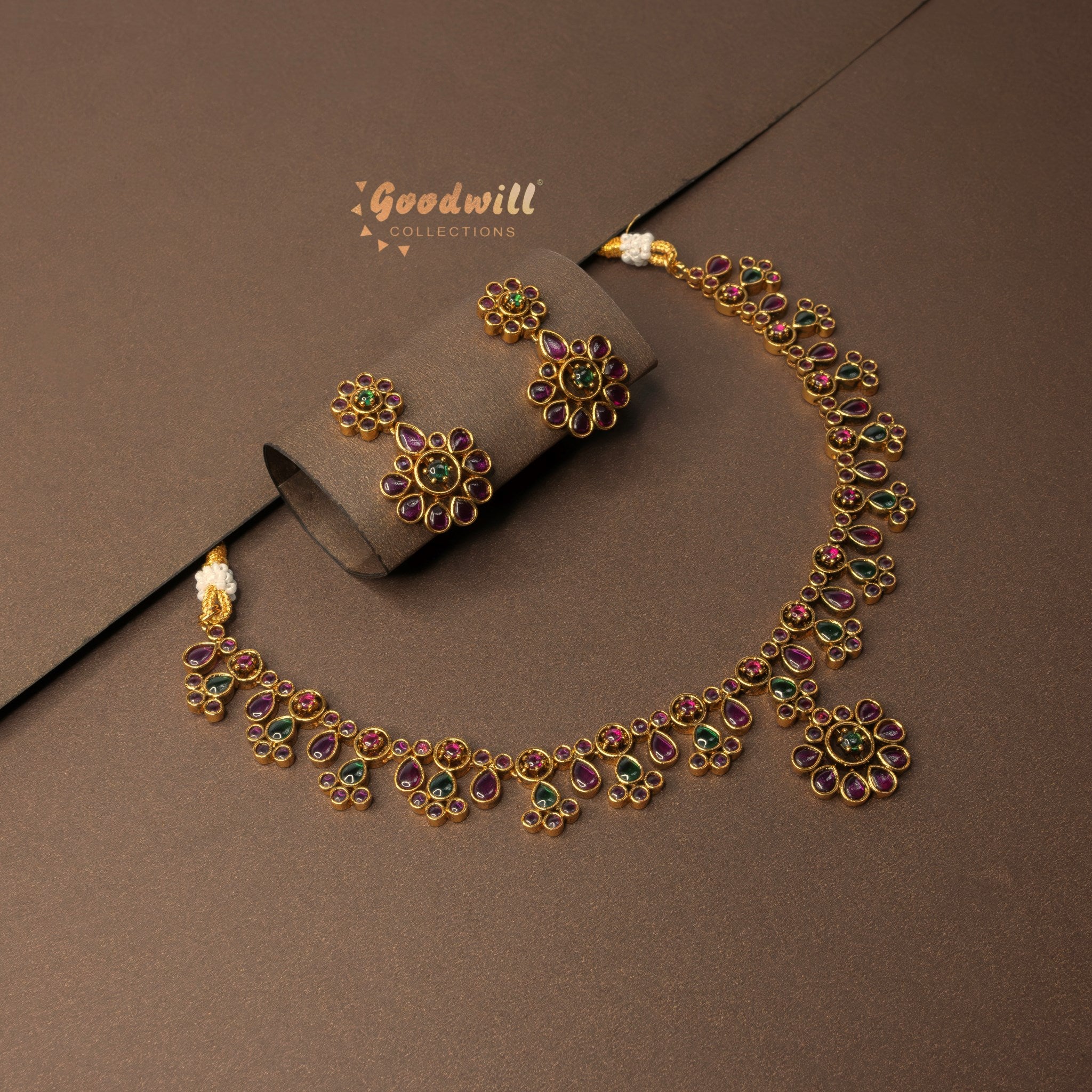 MULTI FLORAL ELEGANT NECKLACE SET