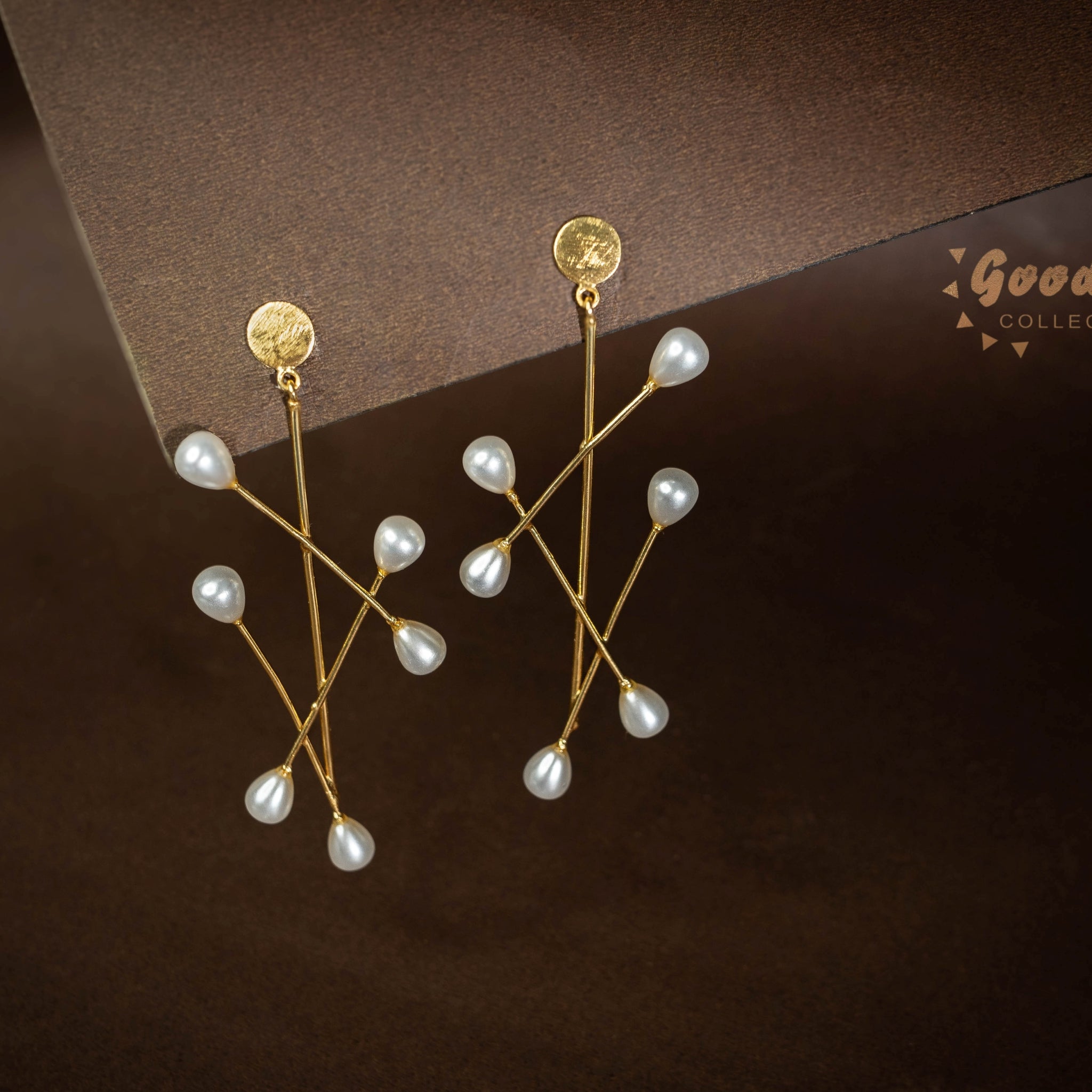 PEARL LAYER STATEMENT EARRINGS